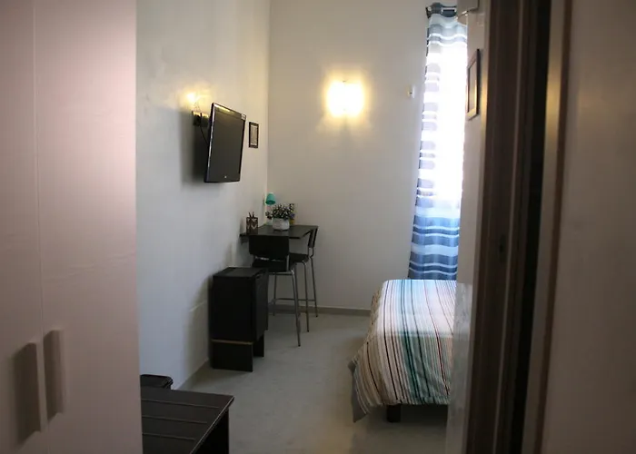 Nocleg ze śniadaniem Campi Elisi 4*
